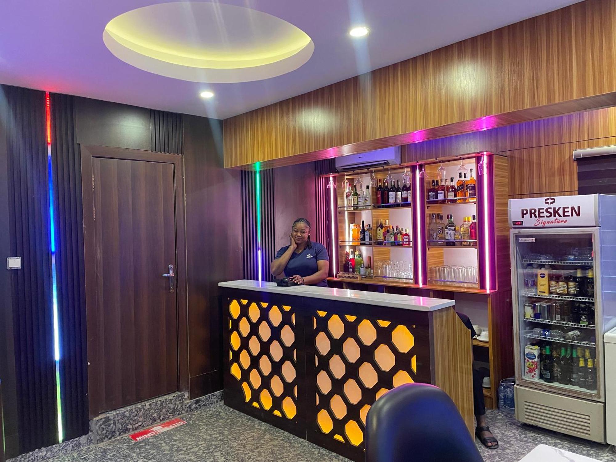 Presken Signature Ikeja Exterior photo